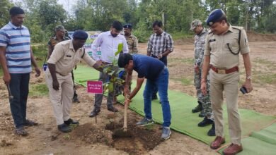 Photo of मोहला ….पुलिस लाइन  परेड ग्राउंड में किया गया पौधारोपण