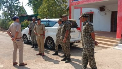 Photo of पुलिस महानिरीक्षक राजनांदगांव रेंज, राजनांदगांव  अभिषेक शांडिल्य (भापुसे) का जिला मोहला मॉनपुर अं चौकी का प्रथम आगमन।