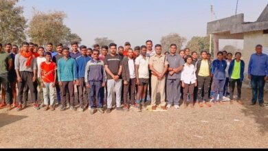 Photo of डोंगरगांव पुलिस का अभिनव पहल  अग्निवीरों व आरक्षकों के अभ्यार्थीयों को दिया जा रहा है प्रशिक्षण