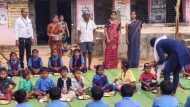 Photo of शास.प्राथमिक शाला कोड़ेवड़ा मे रंजीत कुमार यादव ने कराया न्योता भोजन