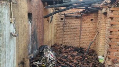 Photo of स्पेयर फटने से घर में लगी आग बाल बाल बचे घर के लोग