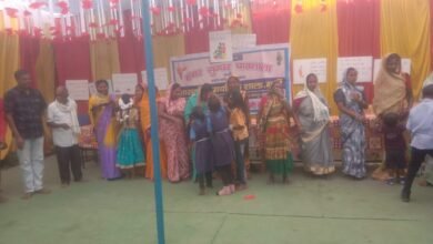 Photo of मोहला ब्लाक के क्षेत्र मार्री में भूतपूर्व शिक्षको और भूतपूर्व छात्र-छात्राओं का भव्य समागम आयोजन