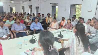 Photo of भारती चंद्राकर मुख्य कार्यपालन अधिकारी ने सरपंच एवं सचिवों की ली बैठक