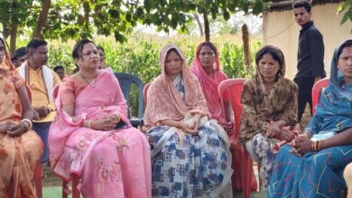 Photo of जिला पंचायत अध्यक्ष नम्रता सिंह ने ग्राम जक्के में शोकसभा में की शिरकत, दिवंगत स्व. शंकु राम बोगा को दी श्रद्धांजलि