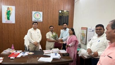 Photo of मोहला तहसील कार्यालय में सेवानिवृत्त होने पर शंभूराम साहु को दी गई विदाई