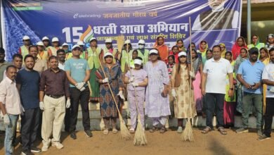 Photo of कलेक्टर एवं जनप्रतिनिधियों ने किया श्रमदान, दिया स्वच्छता और जनजागरूकता का संदेश