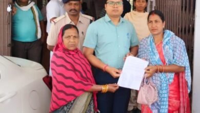Photo of मोहला वार्ड-01 में शराब दुकान खोलने का विरोध, ग्रामीणों और संगठन की दीदियों ने कलेक्टर को सौंपा ज्ञापन